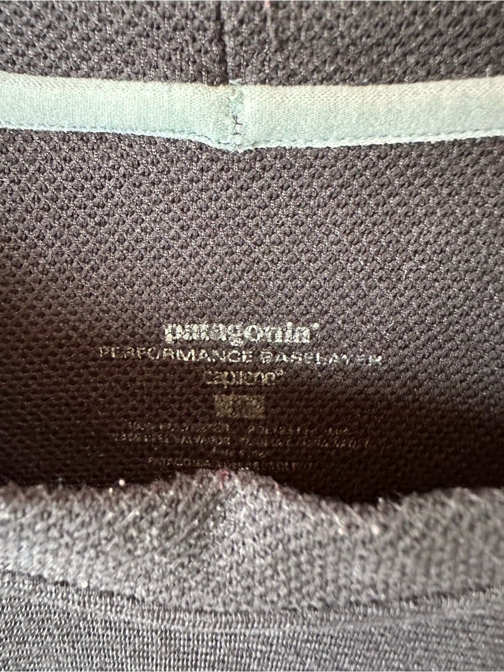 Patagonia Performance Base Layer Black Long Sleeve Crew Neck Top - Picture 5 of 10
